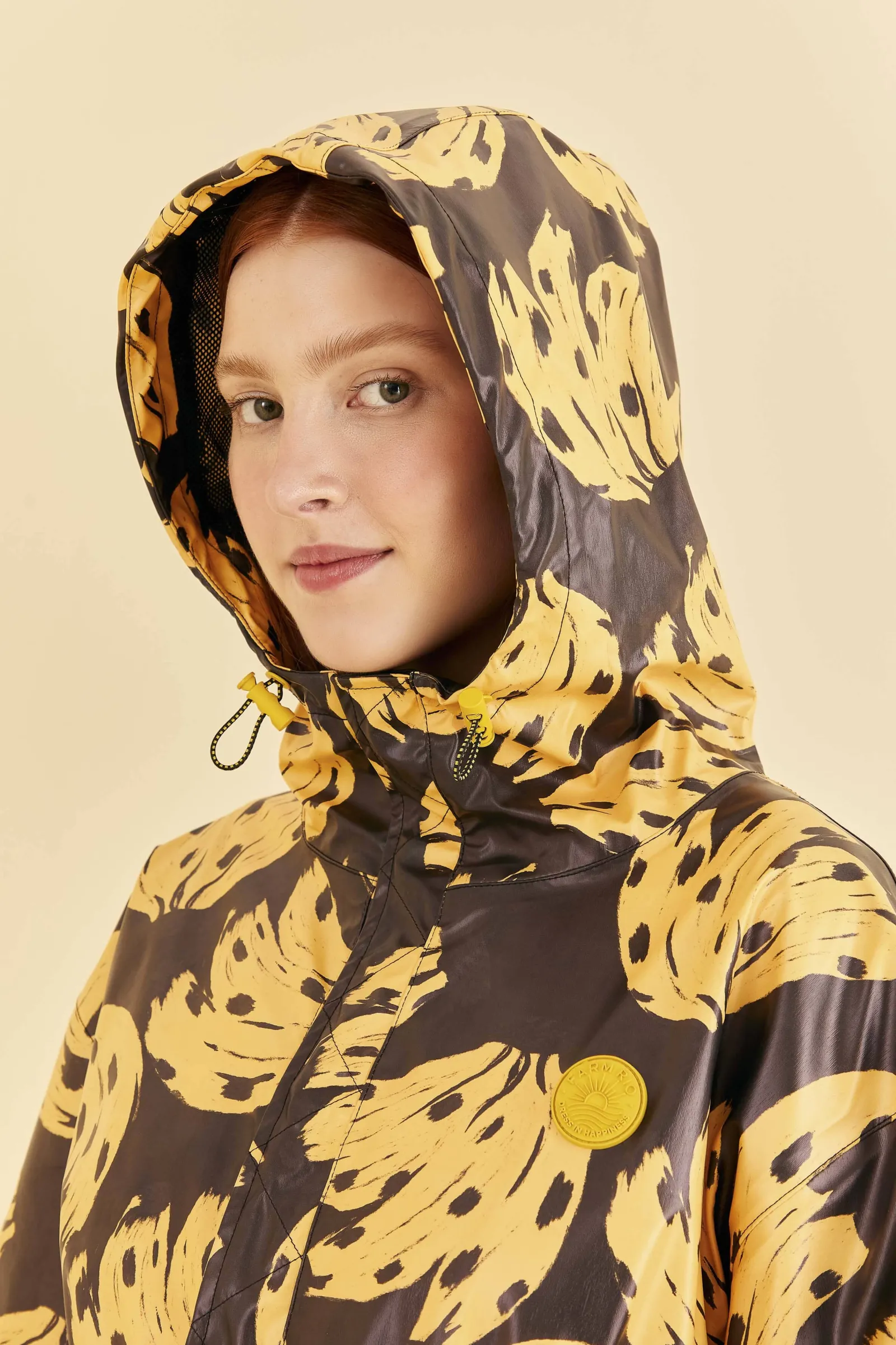 BLACK BOSSA BANANA RAINCOAT