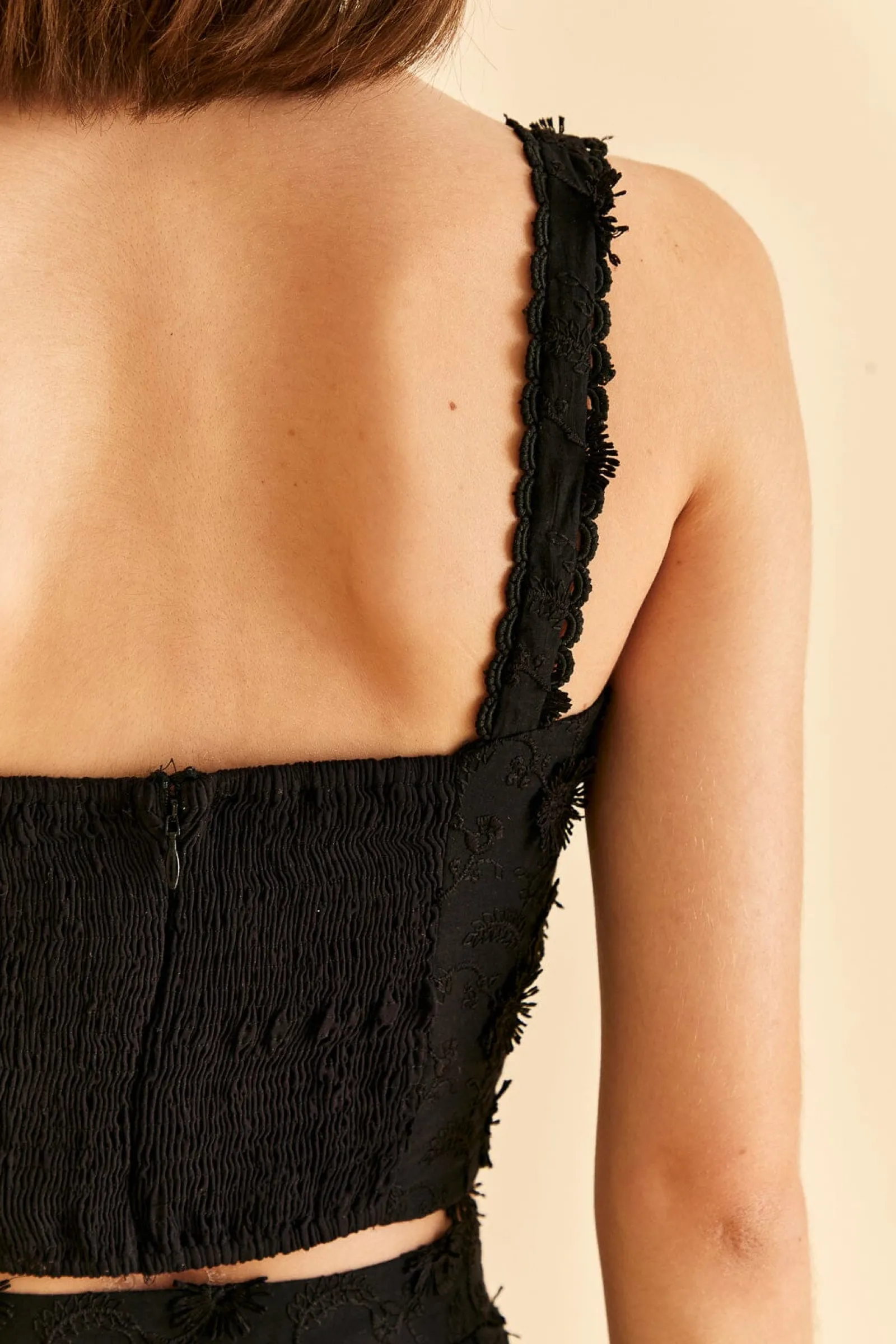 BLACK 3D FLOWER CORSET CROP TOP