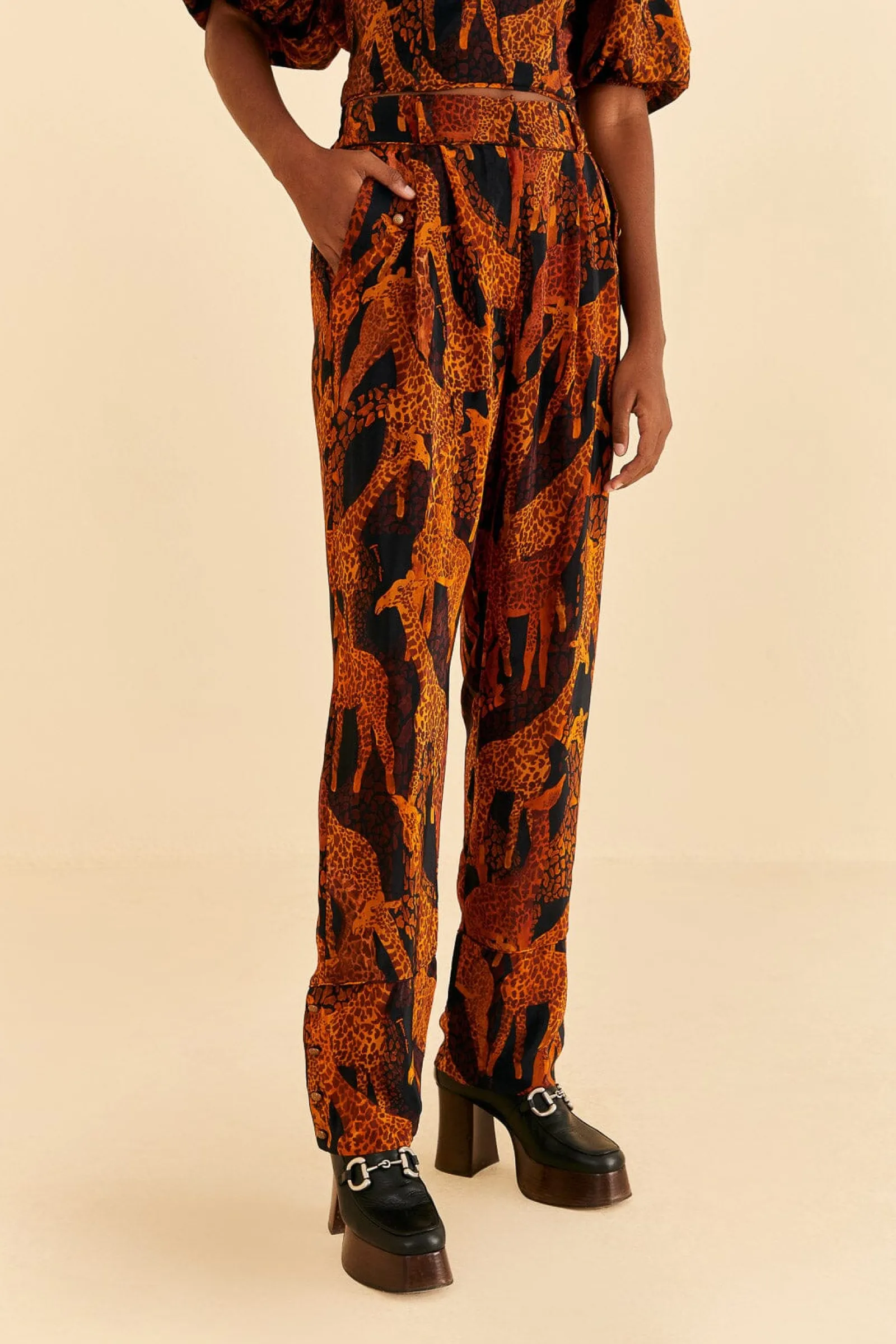 BLACK GIRAFFES PANTS