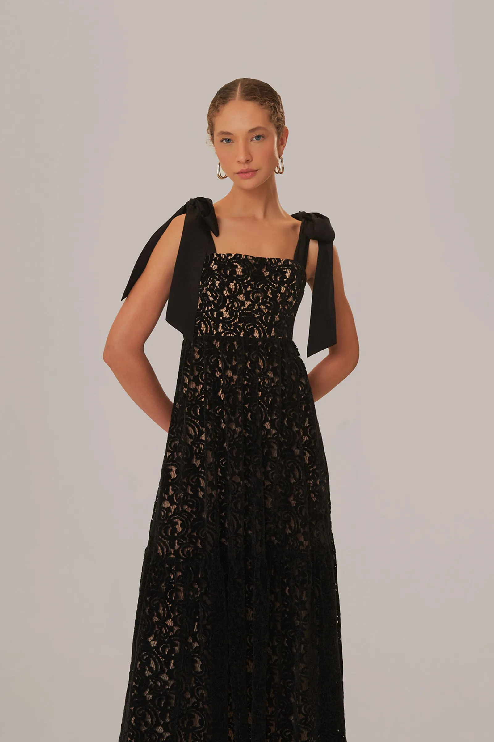 BLACK VELVET LACE SLEEVELESS MAXI DRESS