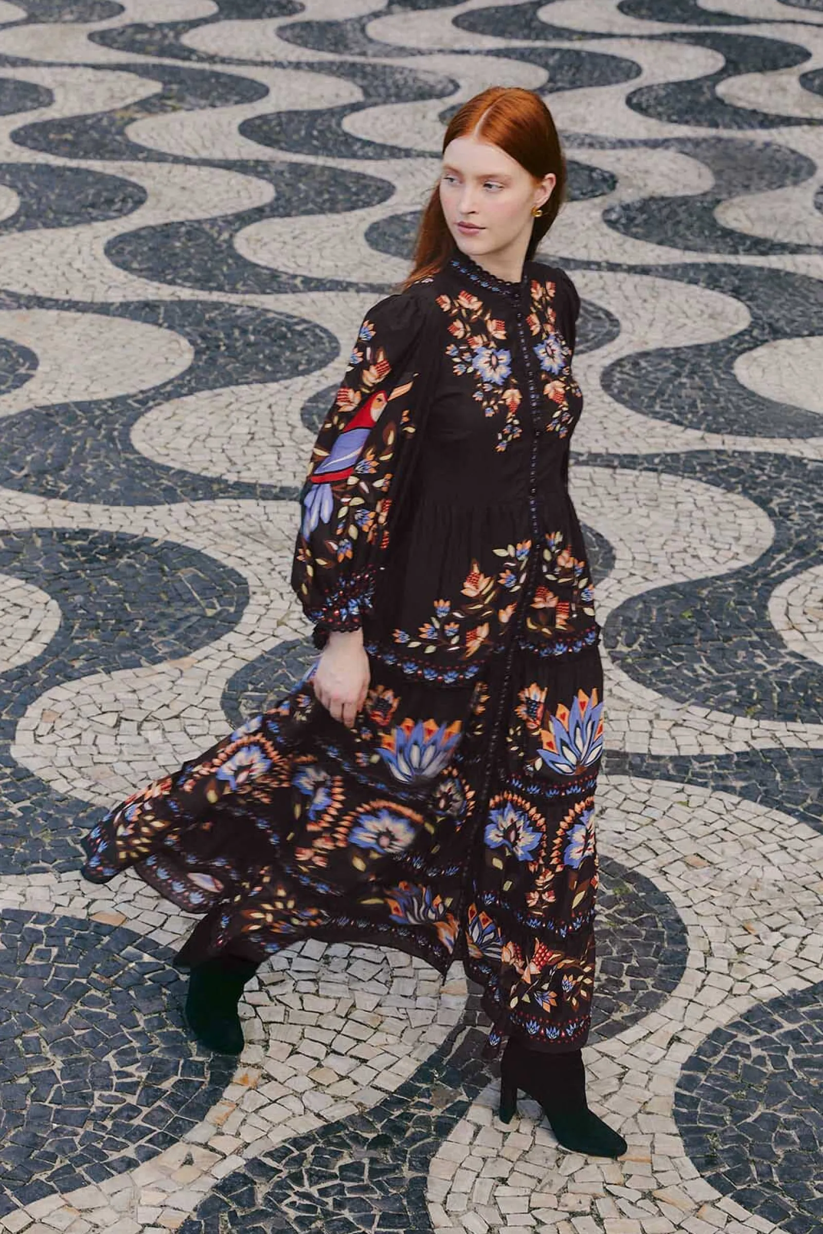 BLACK WINTER GARDEN LONG SLEEVE MAXI DRESS