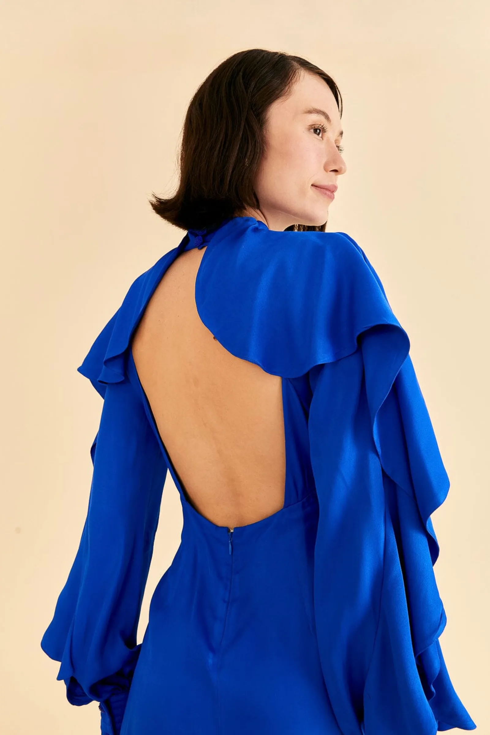 BRIGHT BLUE BACKLESS RUFFLE SLEEVE MINI DRESS