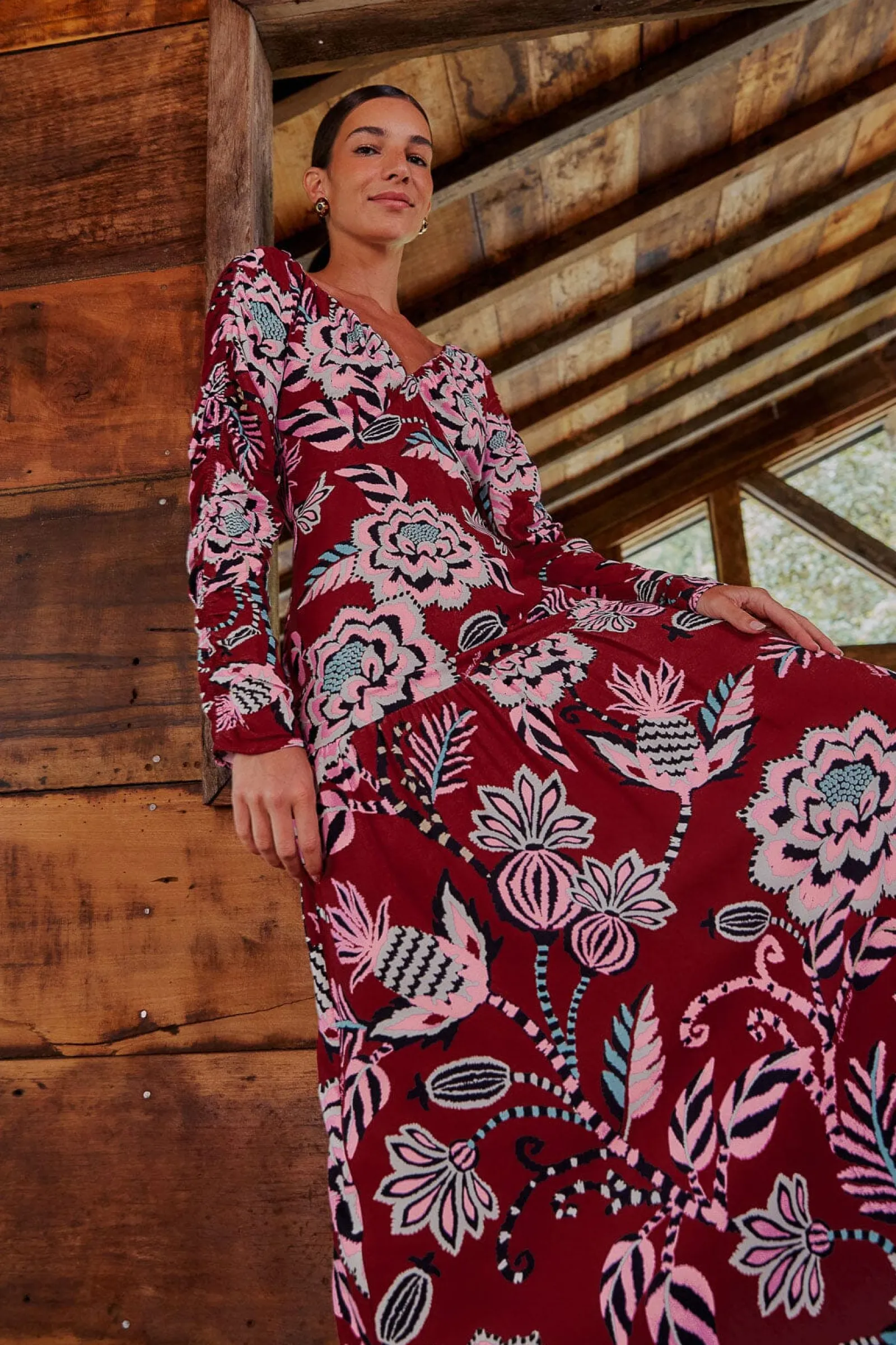 BURGUNDY PINEAPPLE INSPIRATION V NECK MAXI DRESS