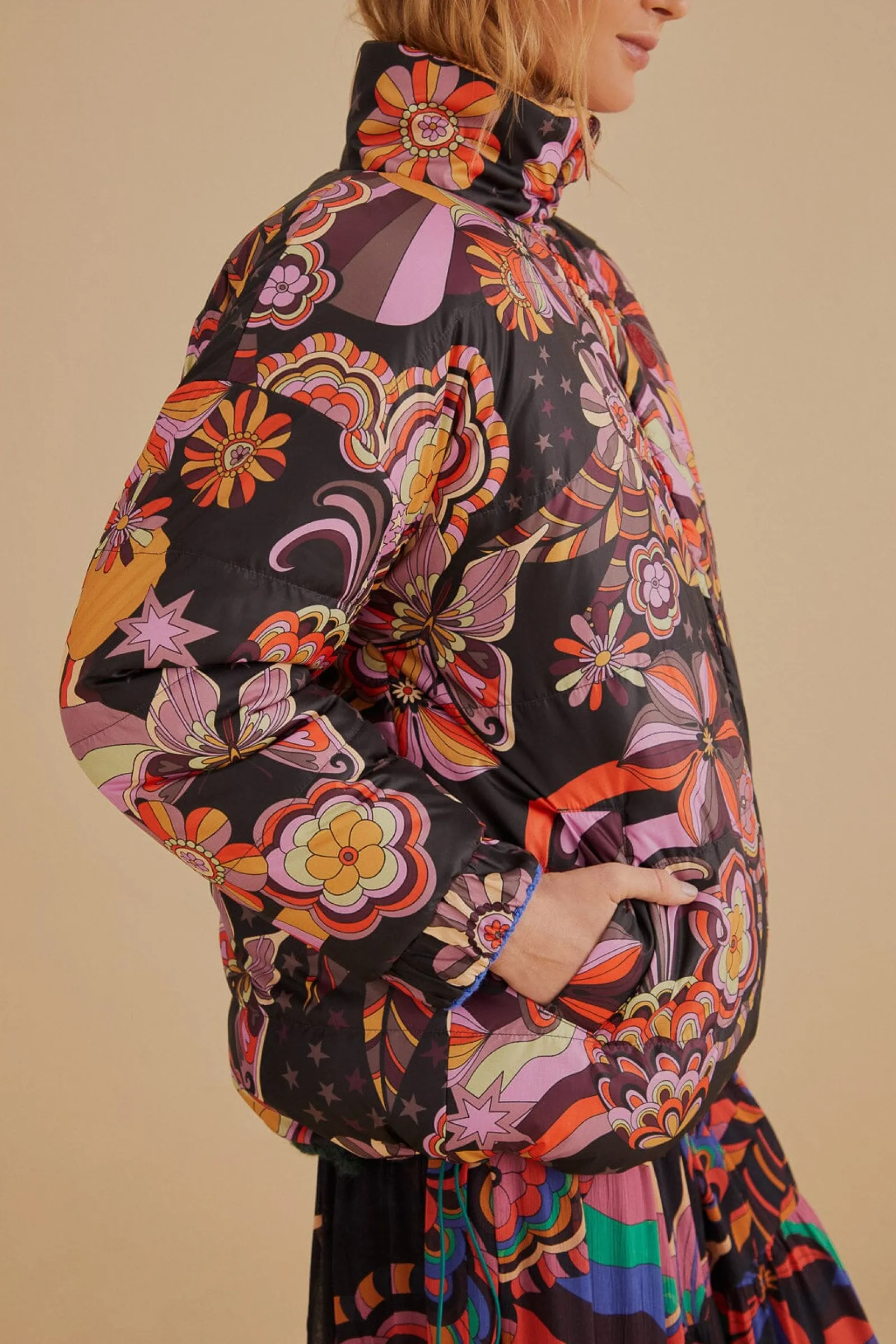 COLORFUL STRIPES KNIT REVERSIBLE PUFFER JACKET