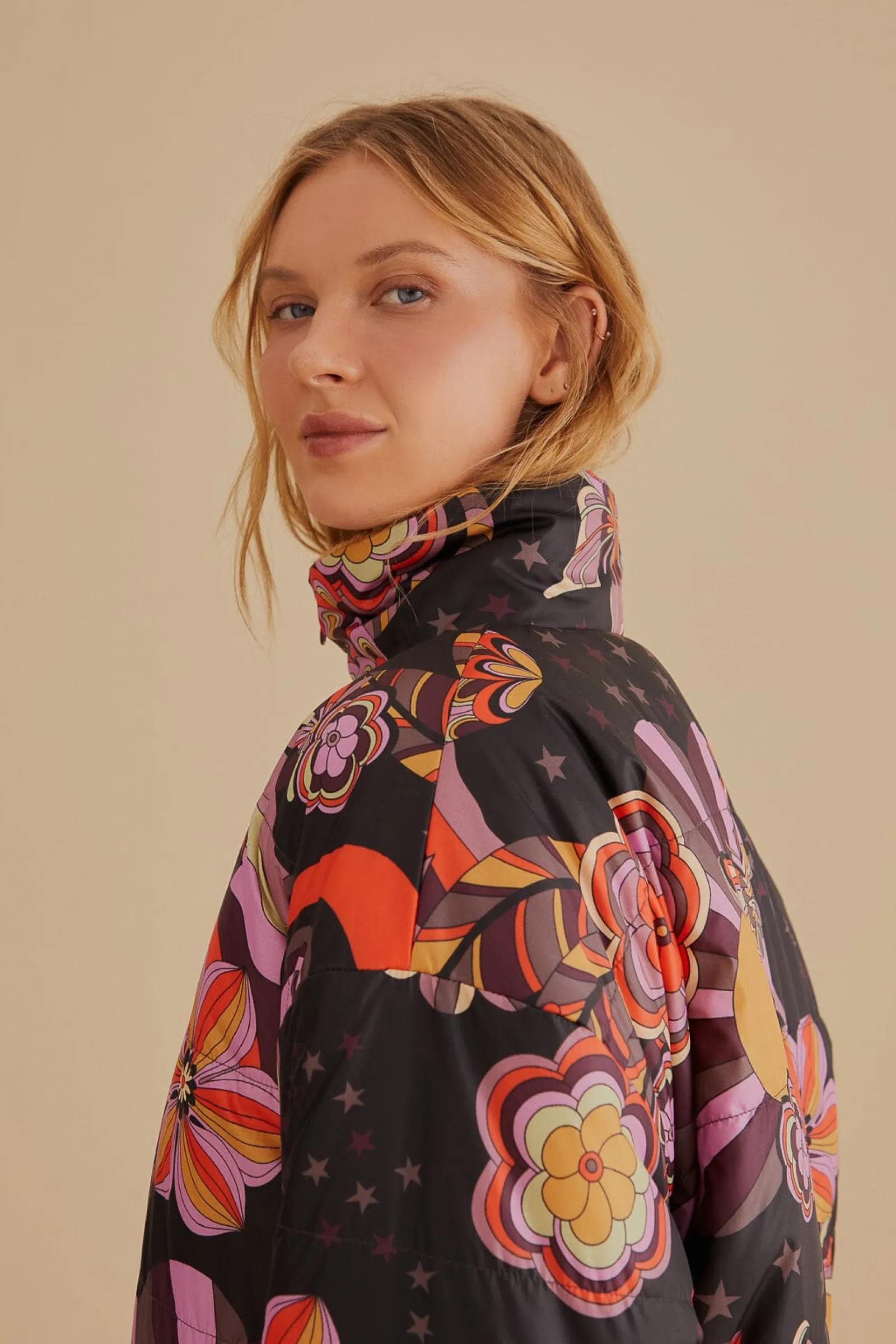 COLORFUL STRIPES KNIT REVERSIBLE PUFFER JACKET