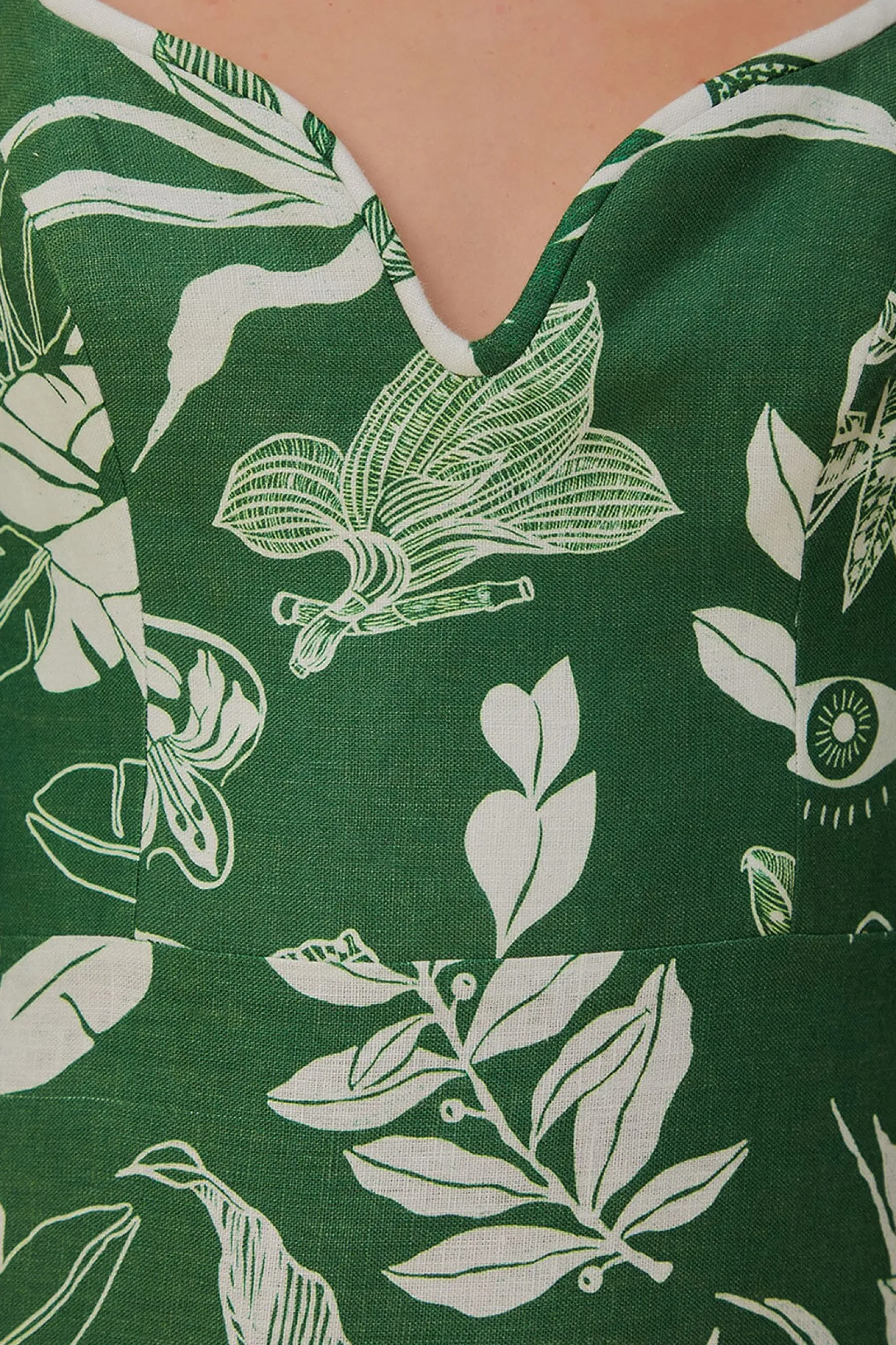 FOREST SOUL GREEN SHORT SLEEVE MINI DRESS