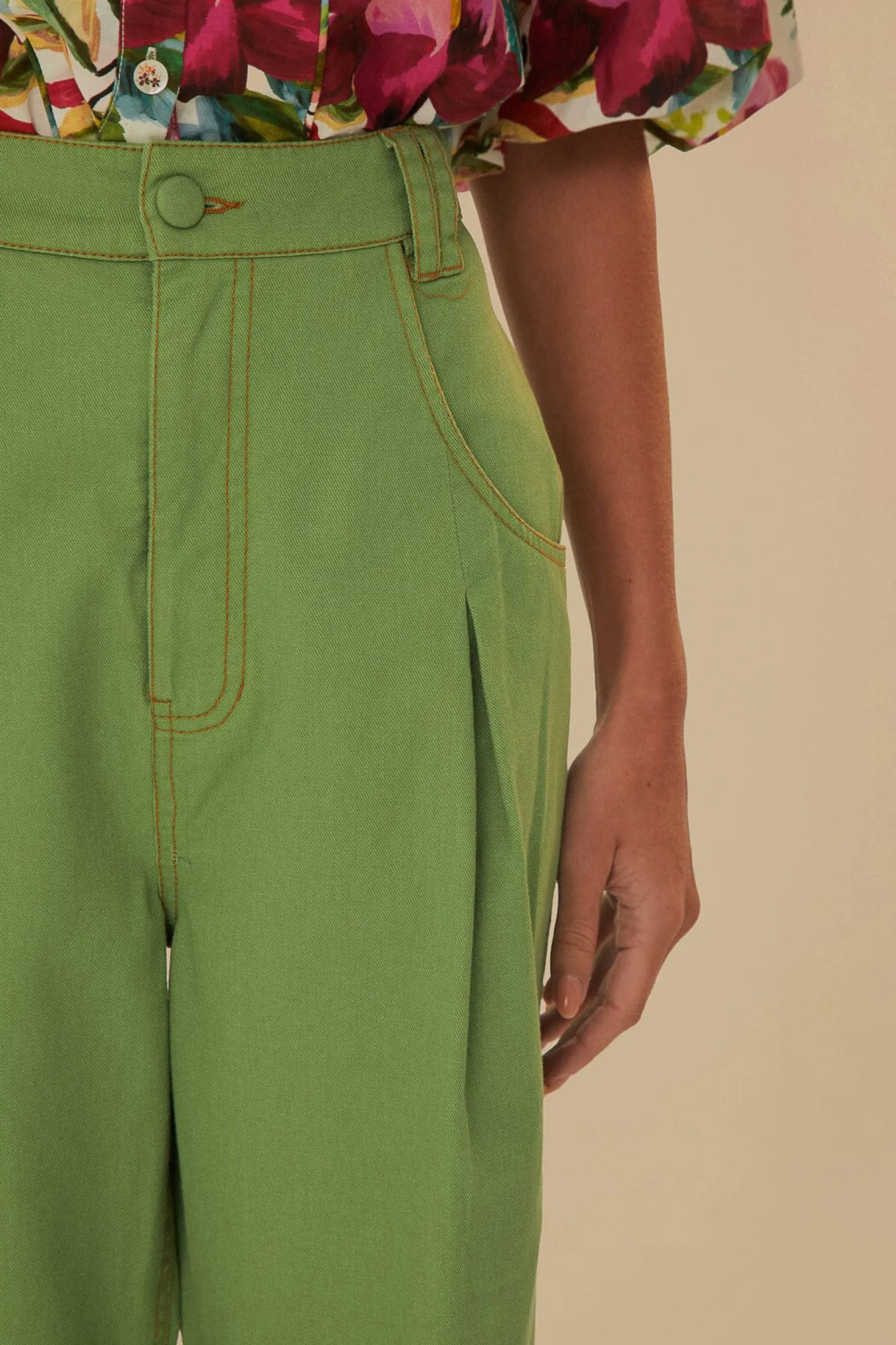 GREEN PLEAT PANTS