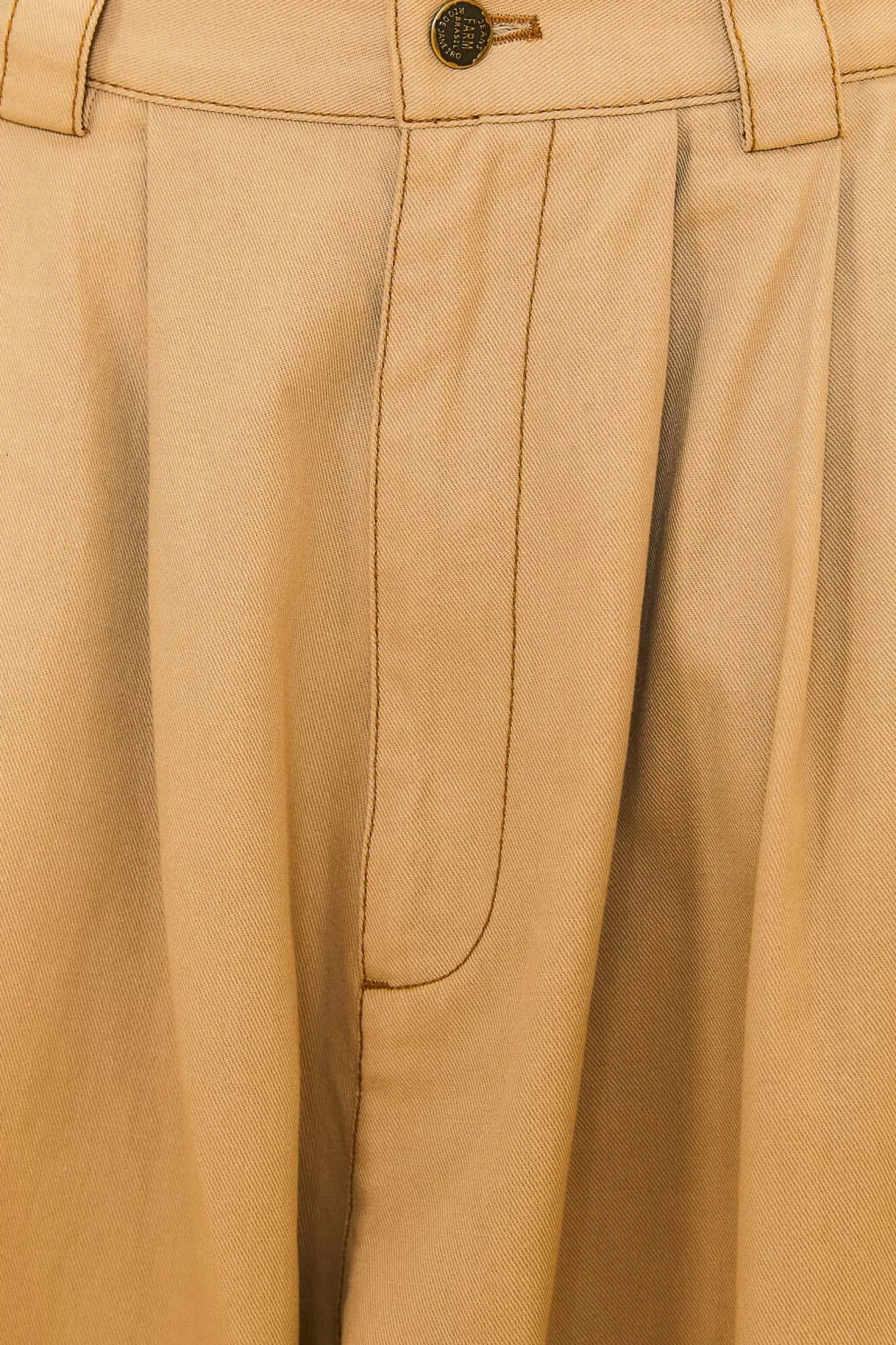 KHAKI LOW WAISTED PLEATED PANTS