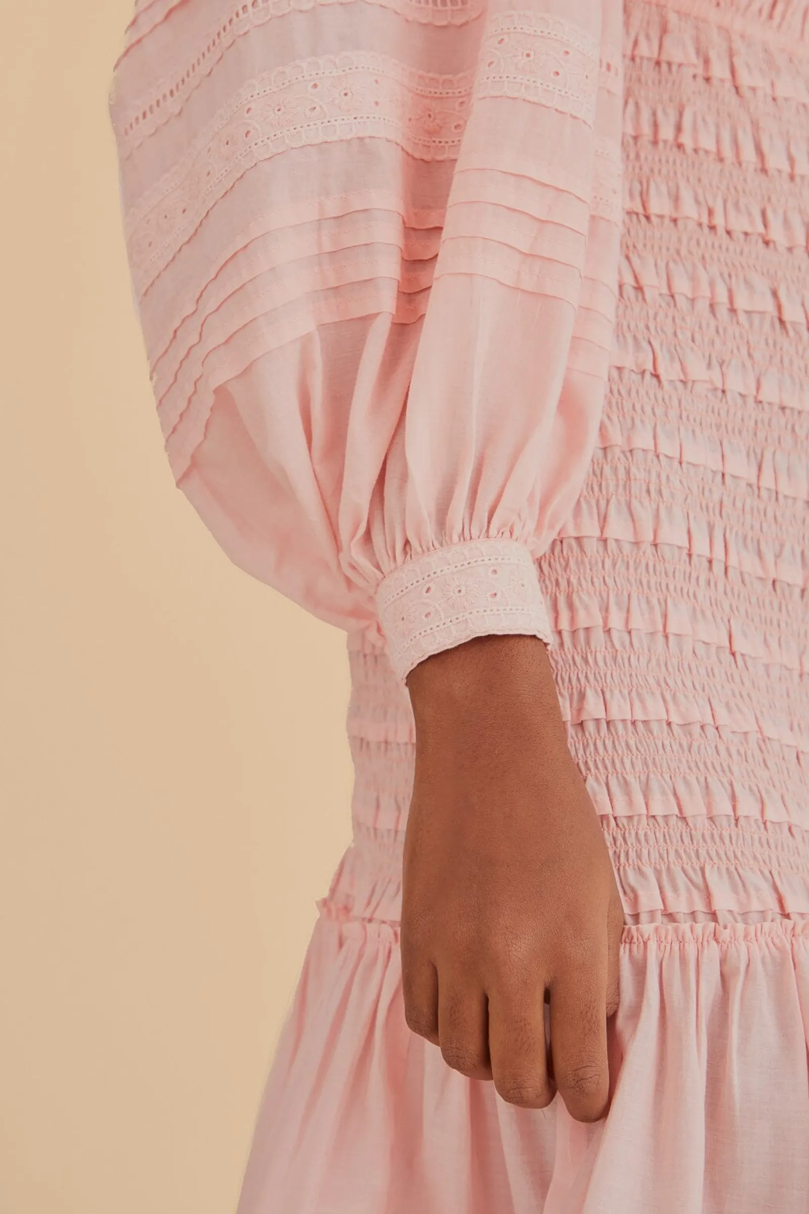 LIGHT PINK LONG SLEEVE SMOCKED MIDI DRESS