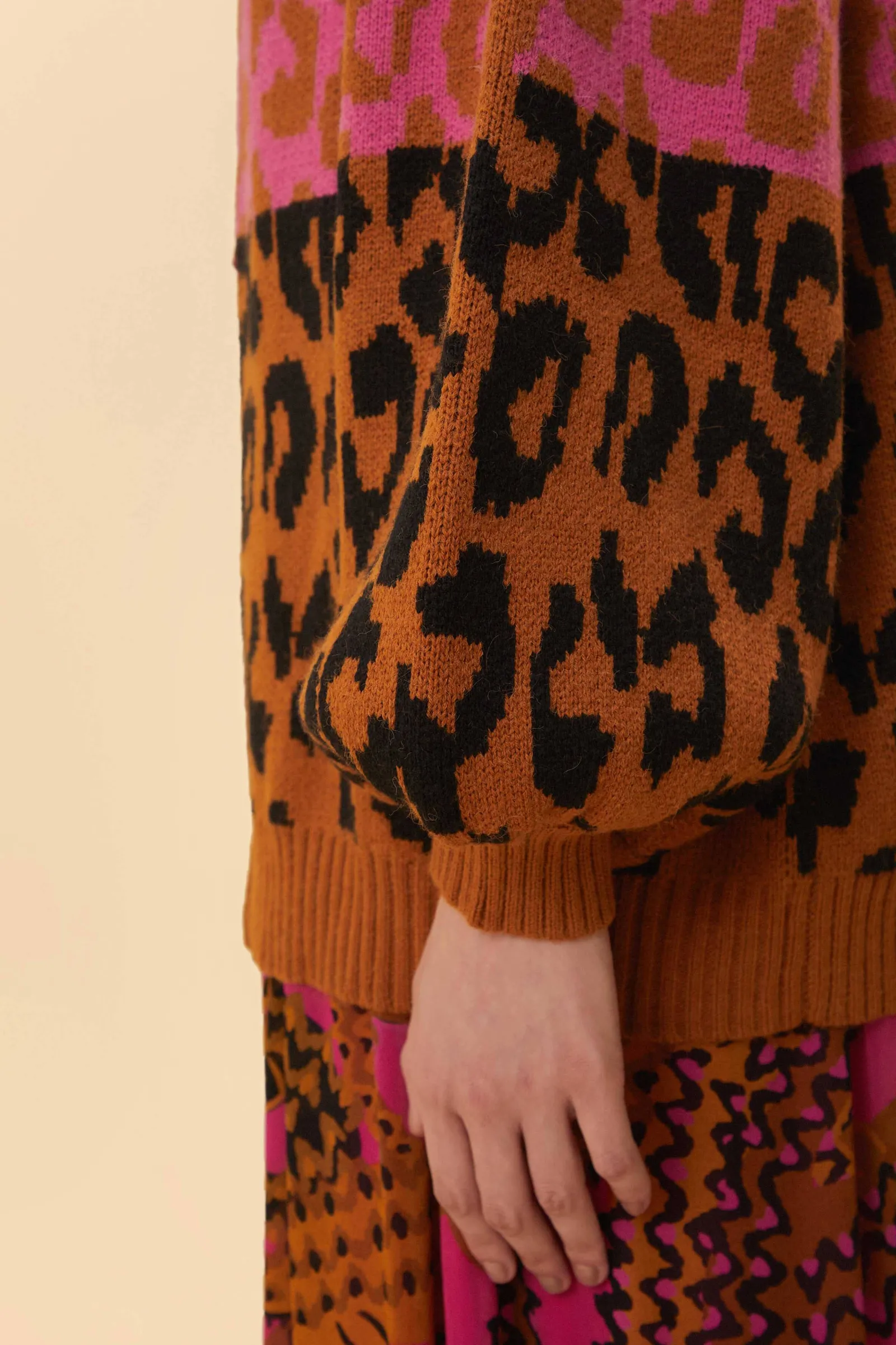 MIXED LEOPARDS KNIT CARDIGAN