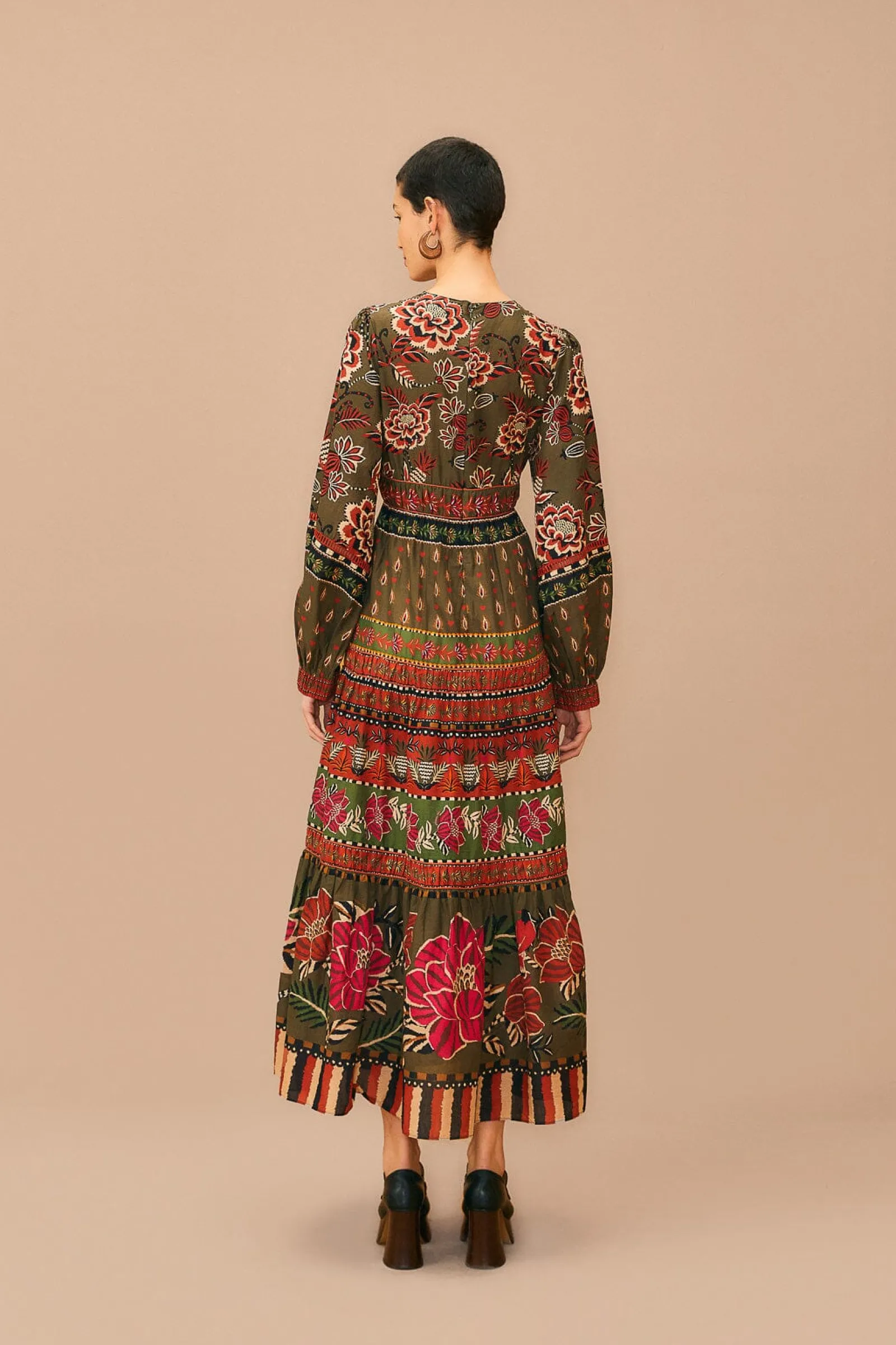 MULTICOLOR AINIKA FLORAL GARDEN MAXI DRESS