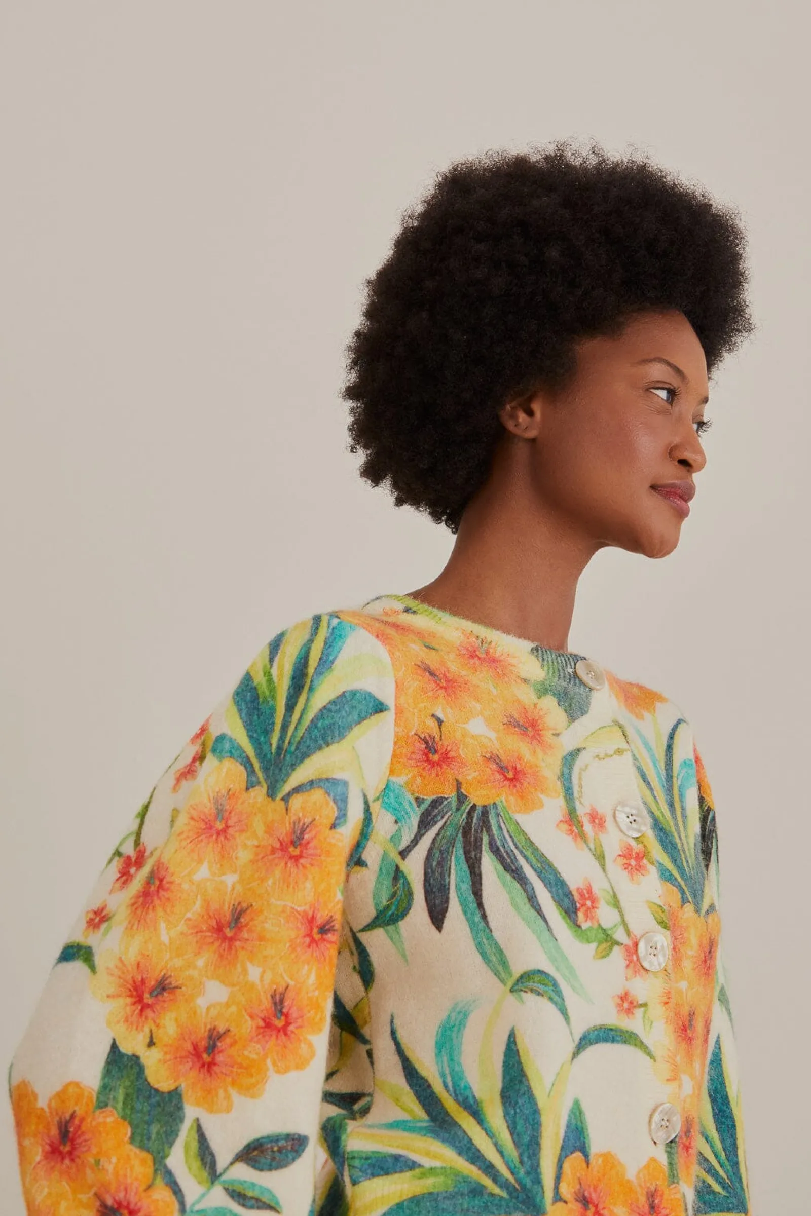 OFF-WHITE PINEAPPLE BLOOM KNIT CARDIGAN