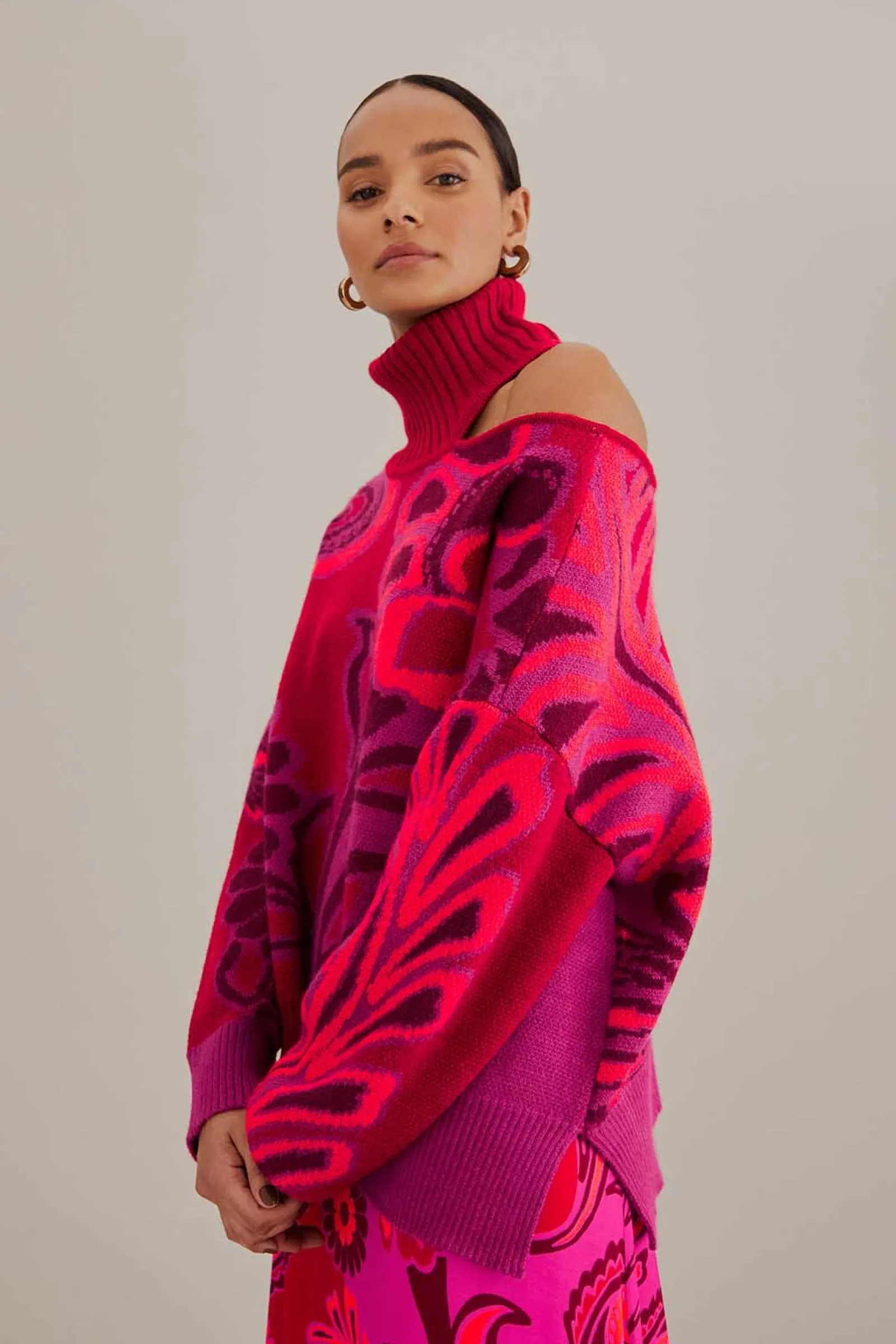 PINK BOLD FLORAL KNIT SWEATER