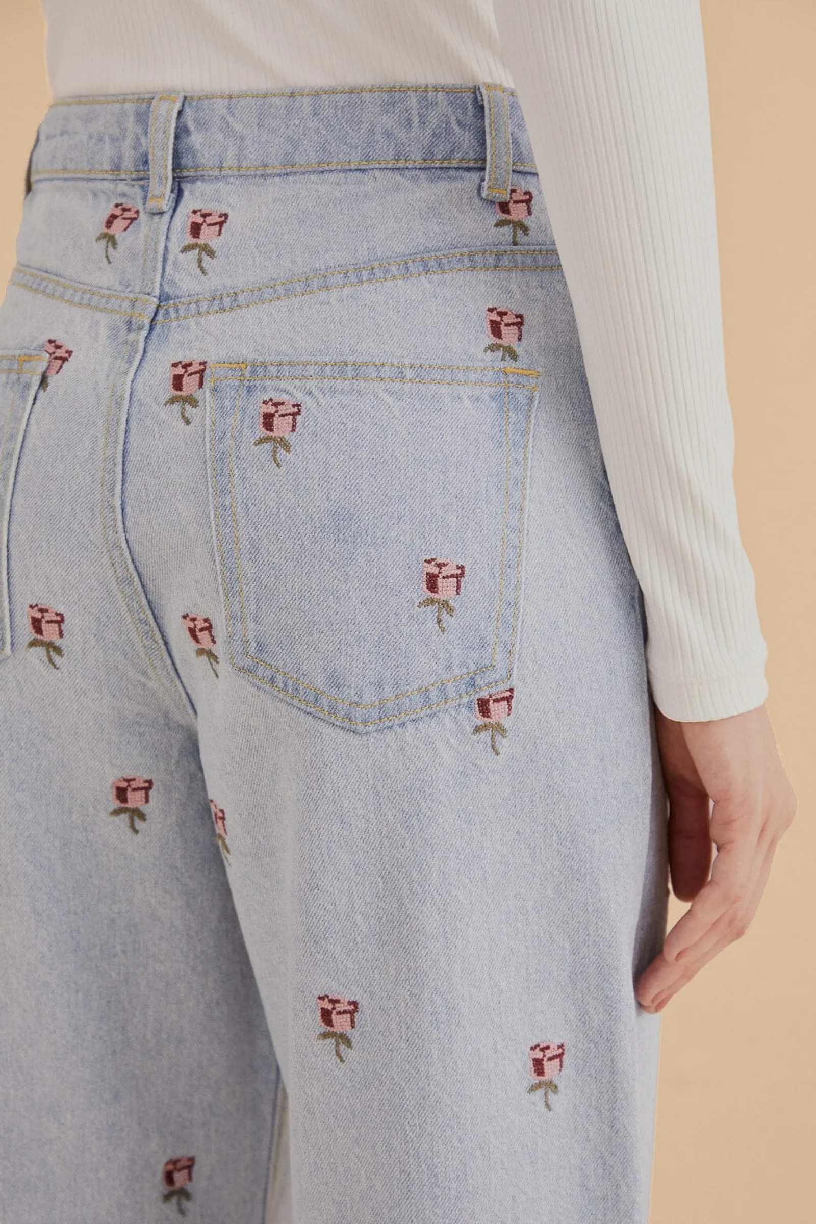 ROSE EMBROIDERED DENIM PANTS