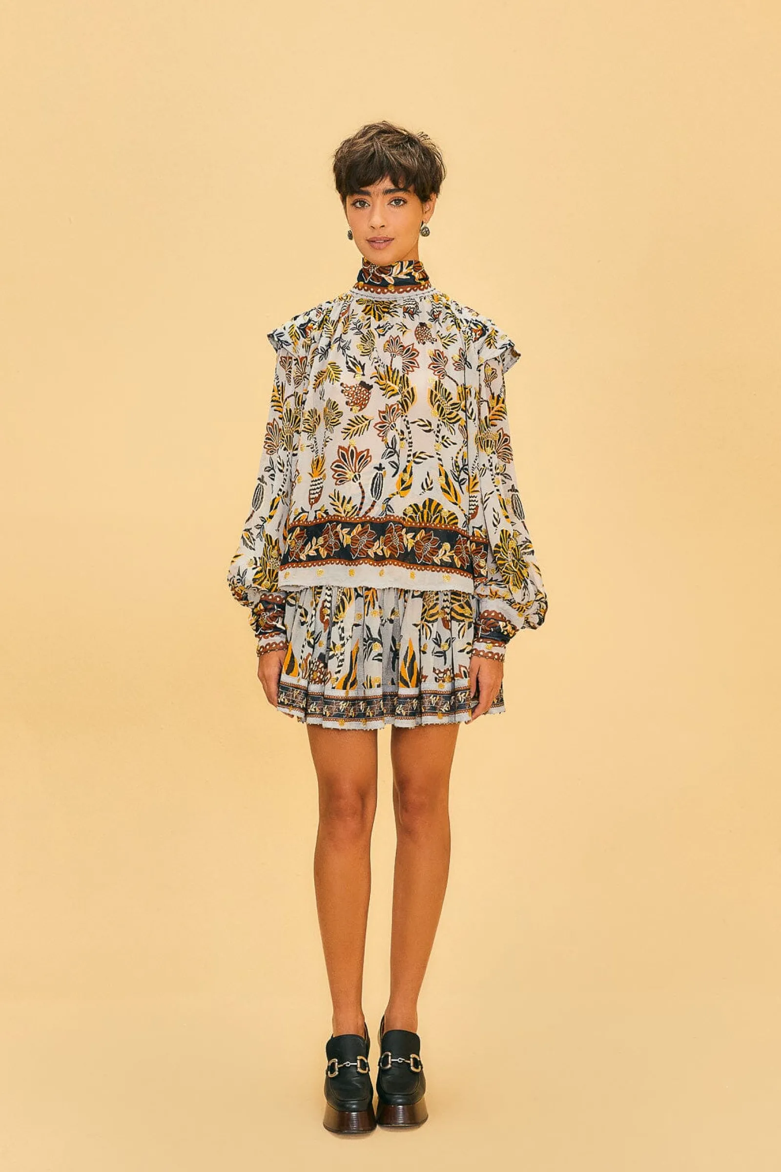  SILVER FLORAL TAPESTRY MINI SKIRT