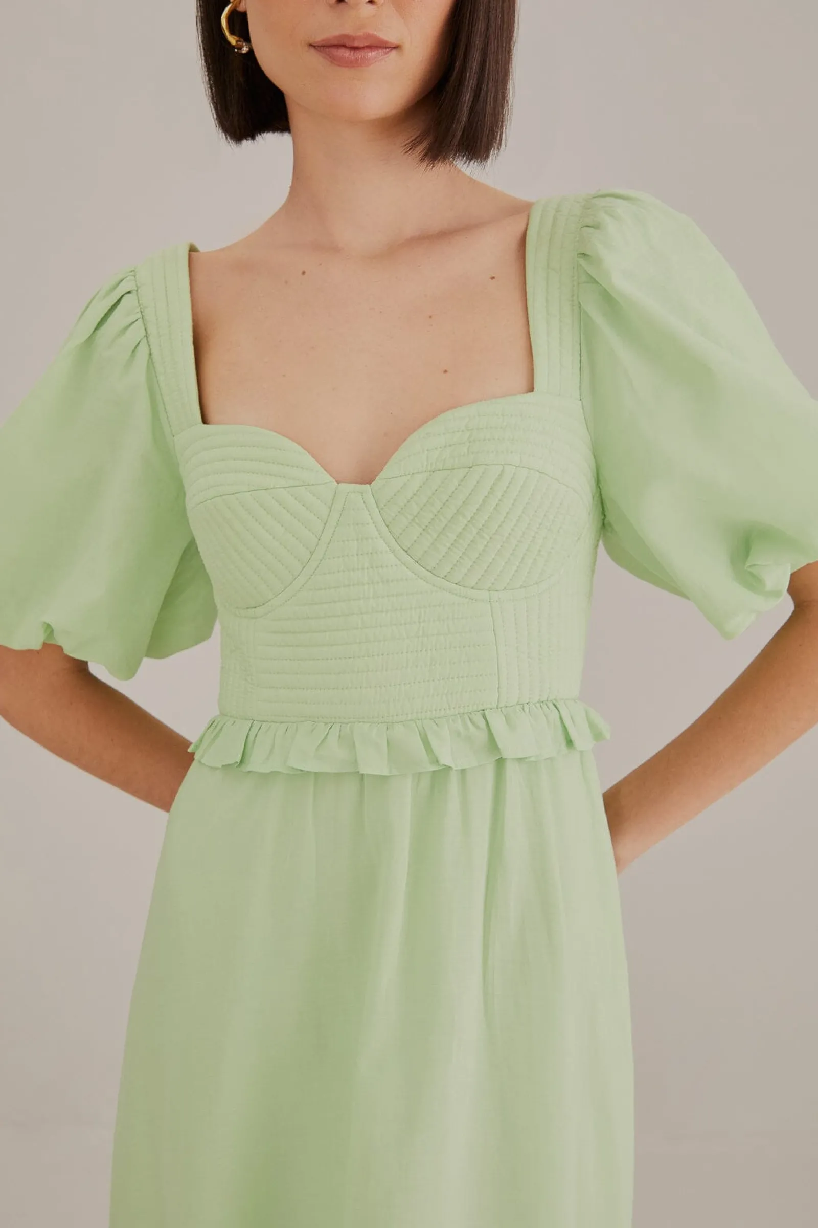 SOFT GREEN SHORT SLEEVE MIDI DRESS