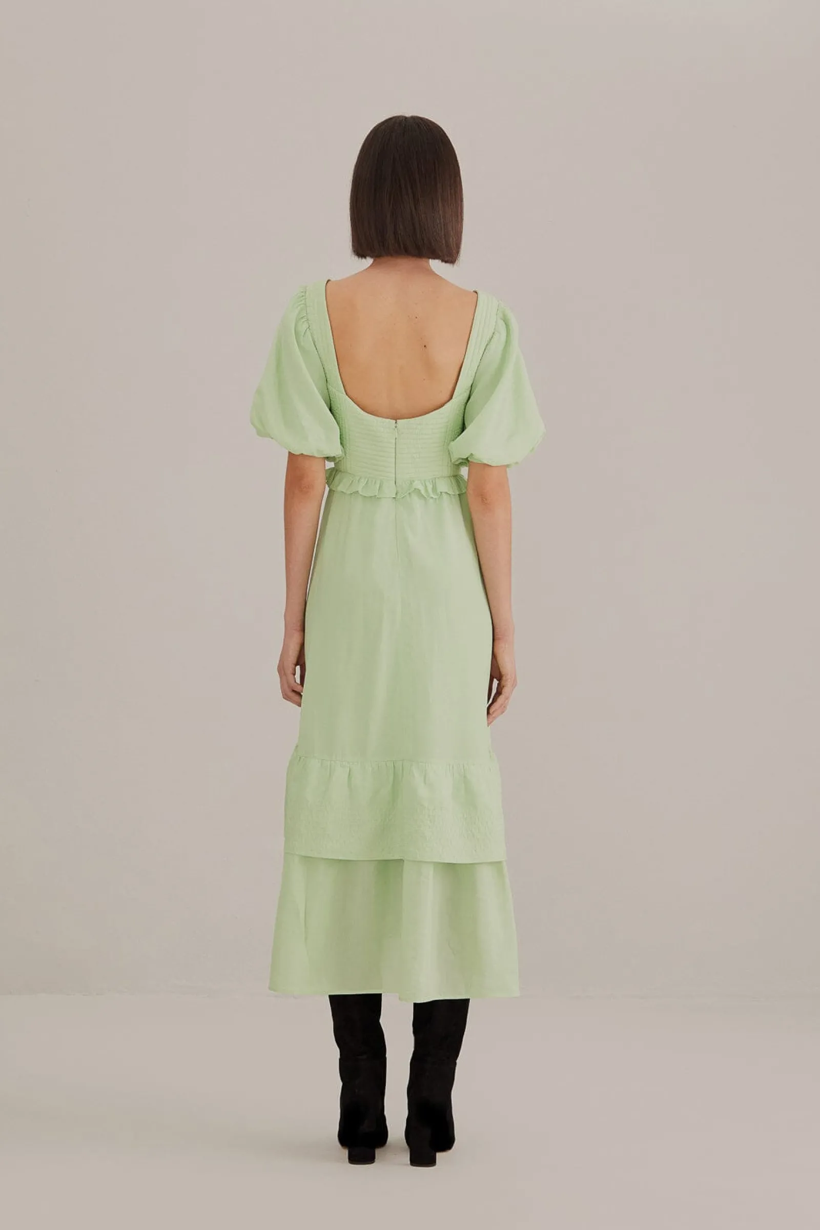 SOFT GREEN SHORT SLEEVE MIDI DRESS