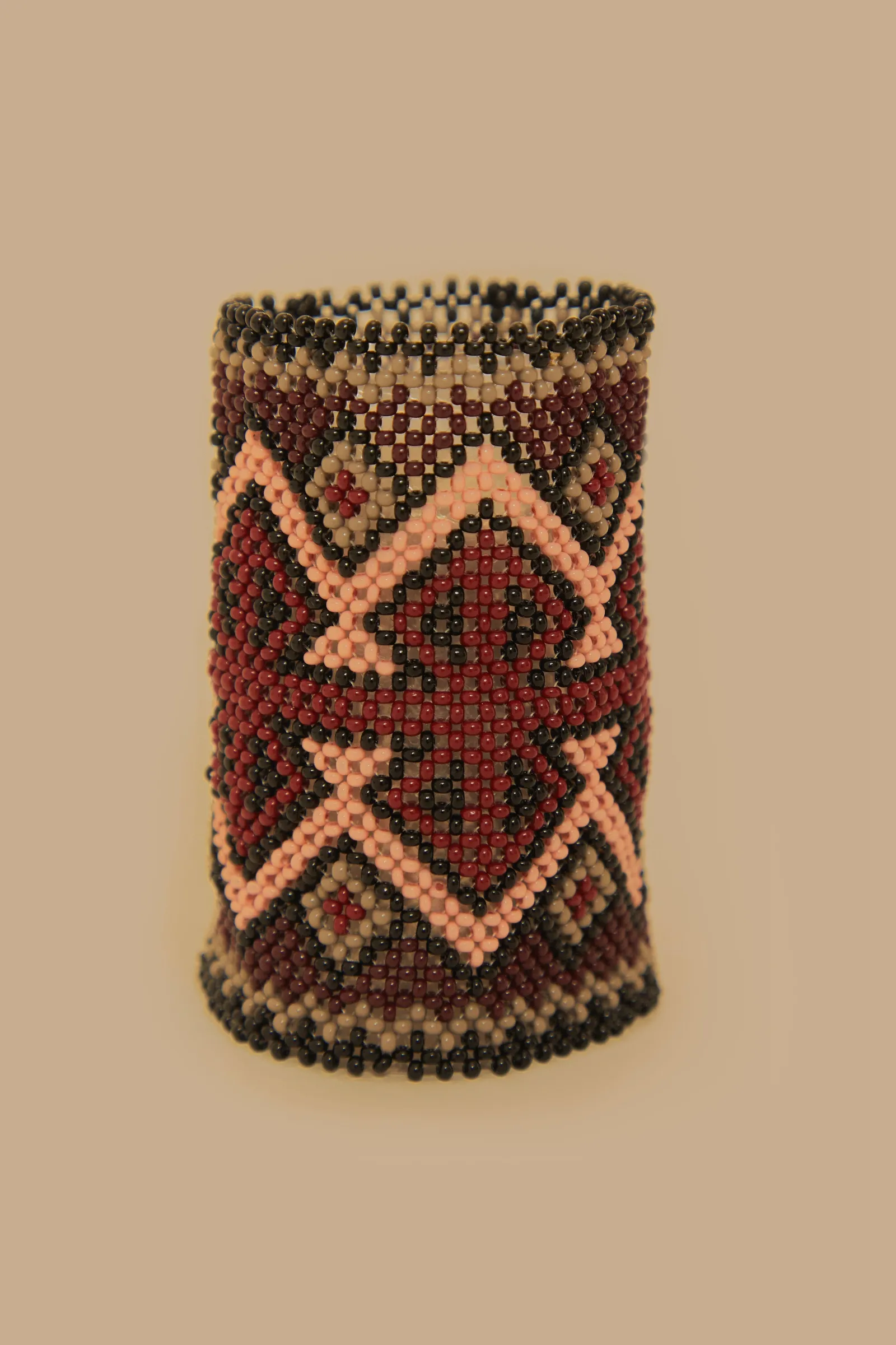  YAWANAWA BEADED BRACELET